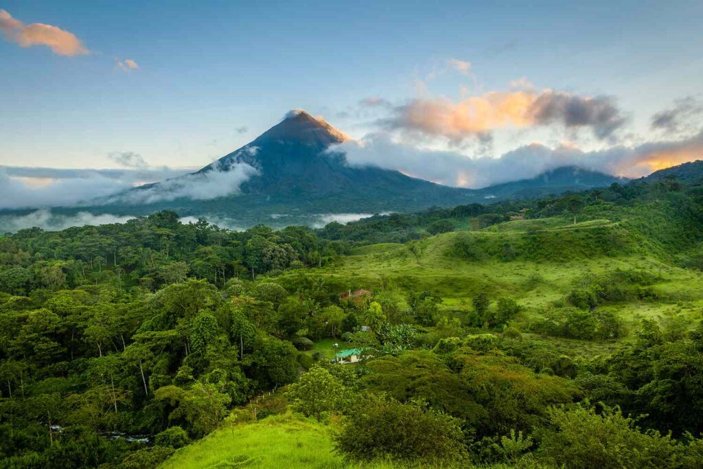 Let's go to Costa Rica | Peru Expeditions Tours